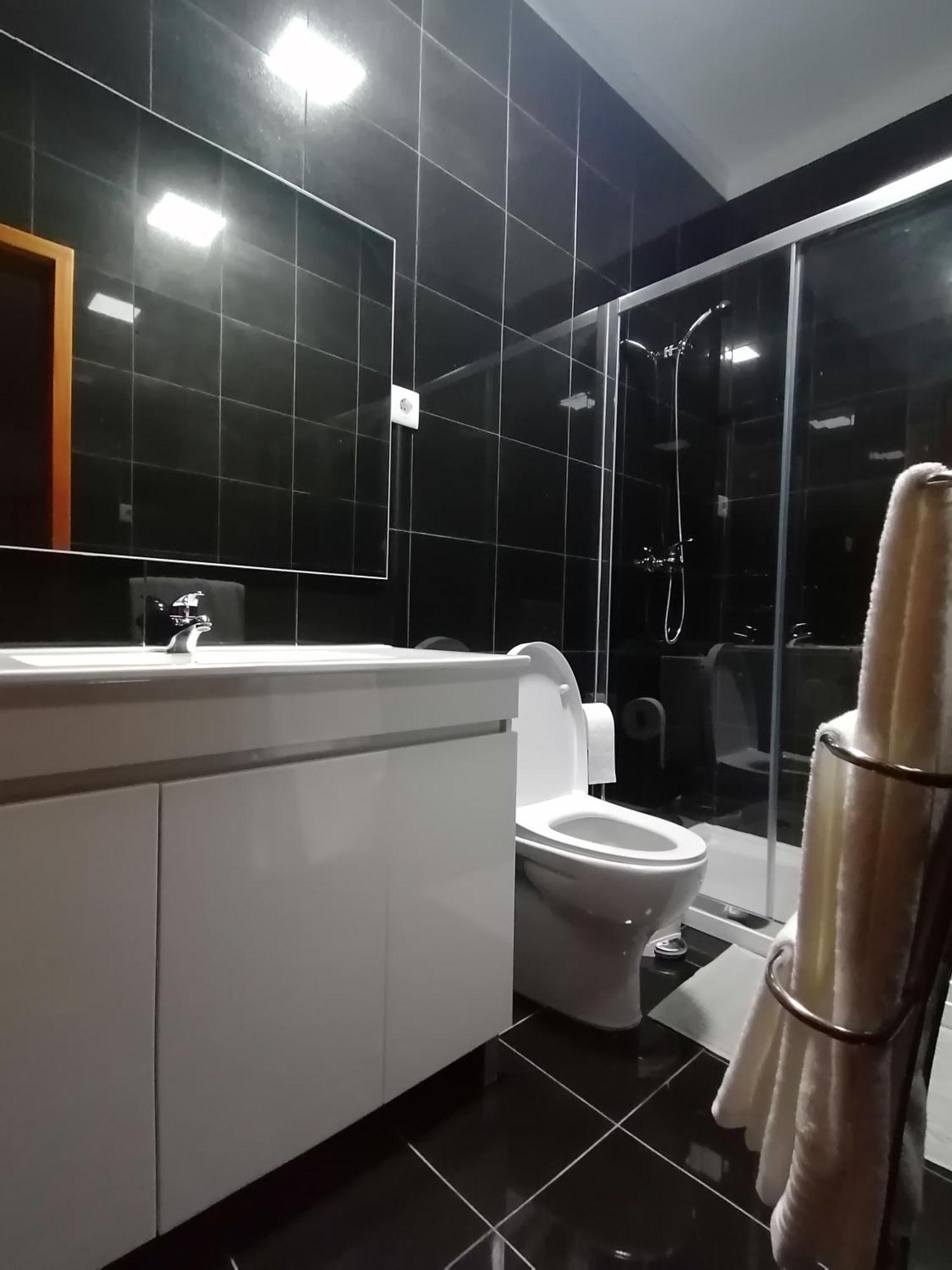 Hostel Encostas Do Douro Marco de Canaveses Room photo